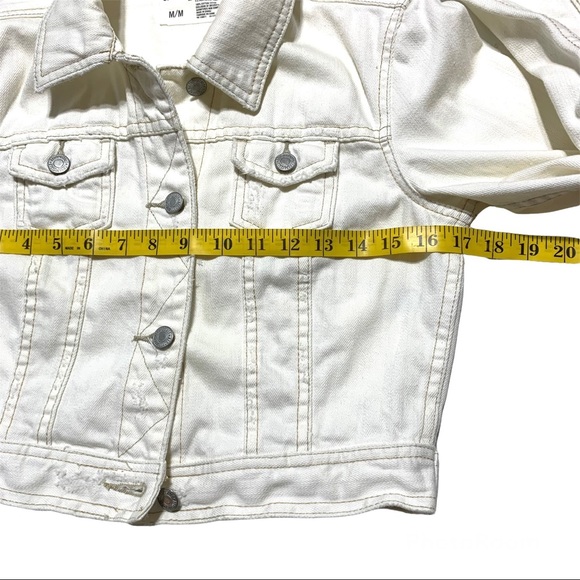 Aeropostale white cropped jean jacket (size medium) - Picture 9 of 10